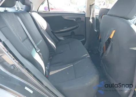 2009 Toyota Corolla S z USA, uszkodzony, nr VIN 1NXBU40E99Z115620